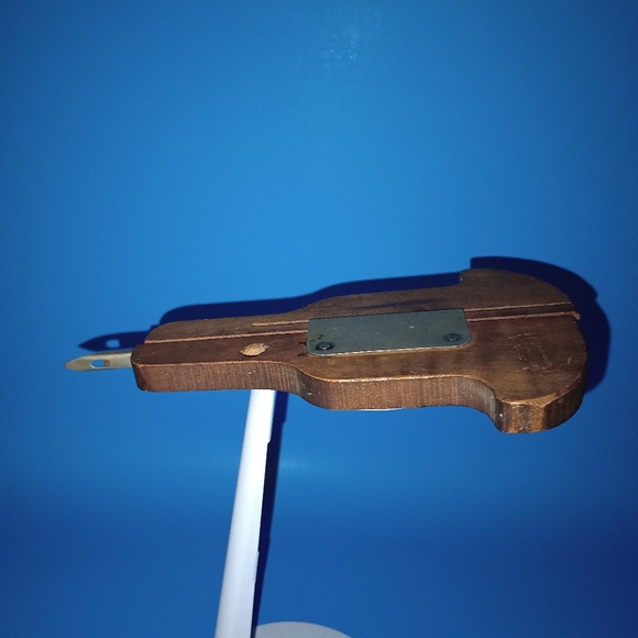 E.C. Spuehler Shuttle & Hook Rug Craft Tool Push Pull Punch Stitcher Vintage - Picture 10 of 15